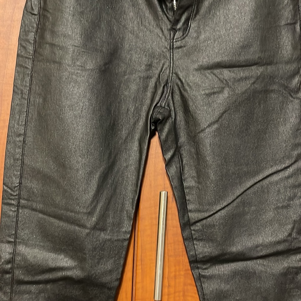 Pants - Picture 7 of 8